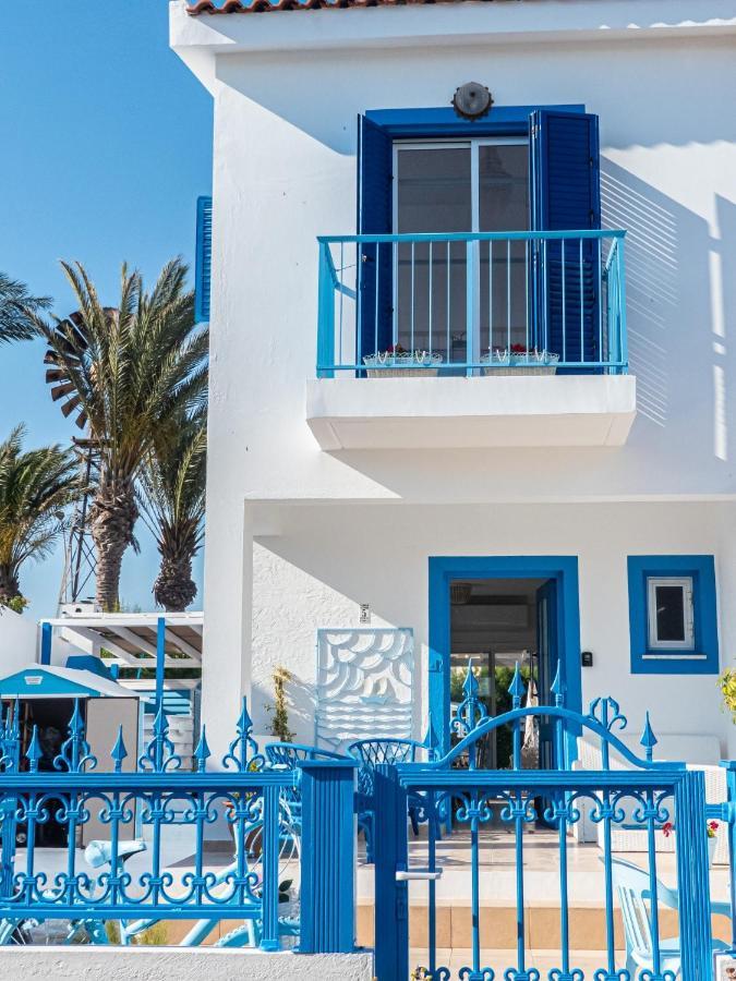 Greek Island Style 2 Bedroom Villa With Pool Next To The Sea Larnaca Exteriör bild