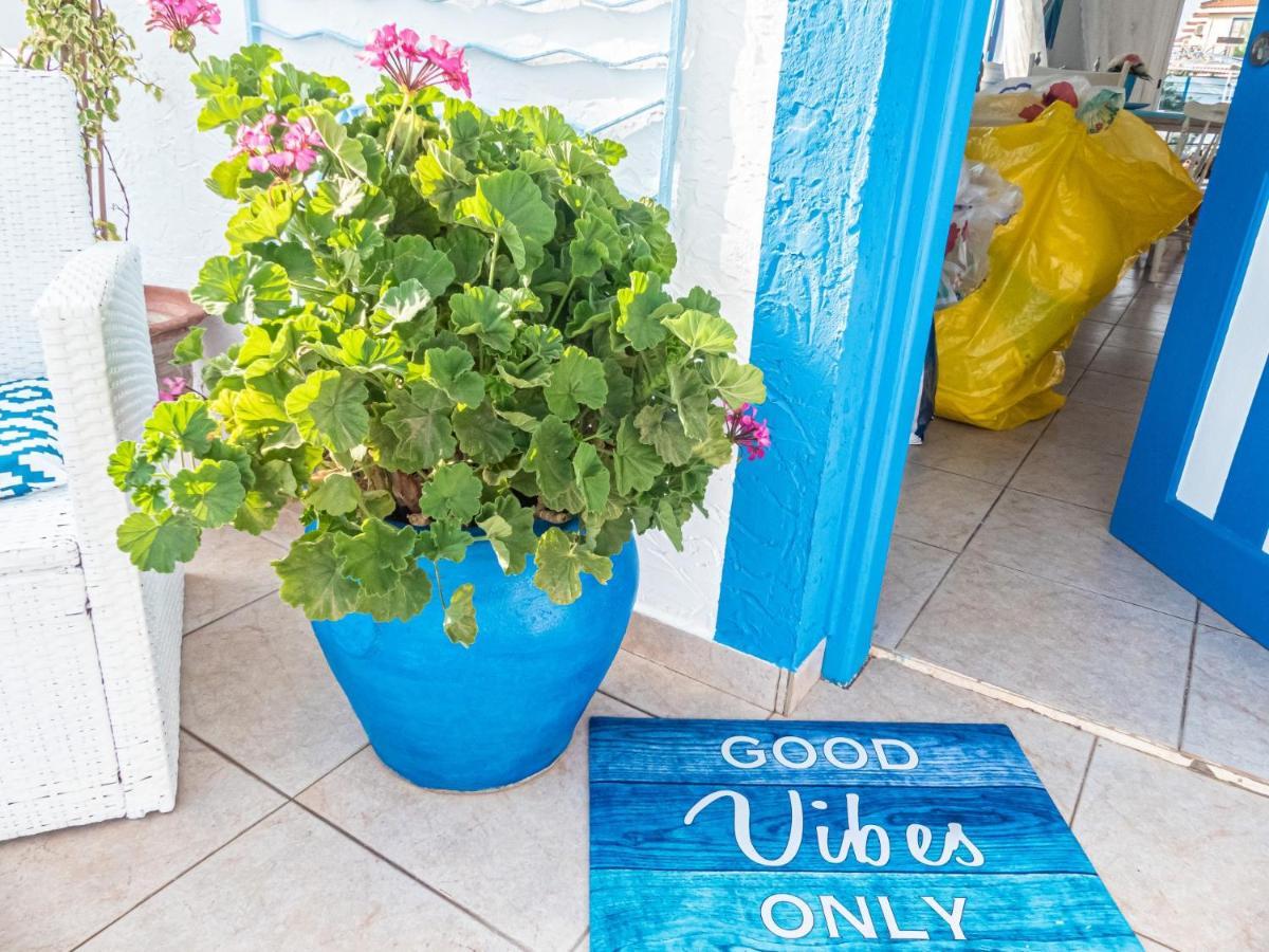 Greek Island Style 2 Bedroom Villa With Pool Next To The Sea Larnaca Exteriör bild