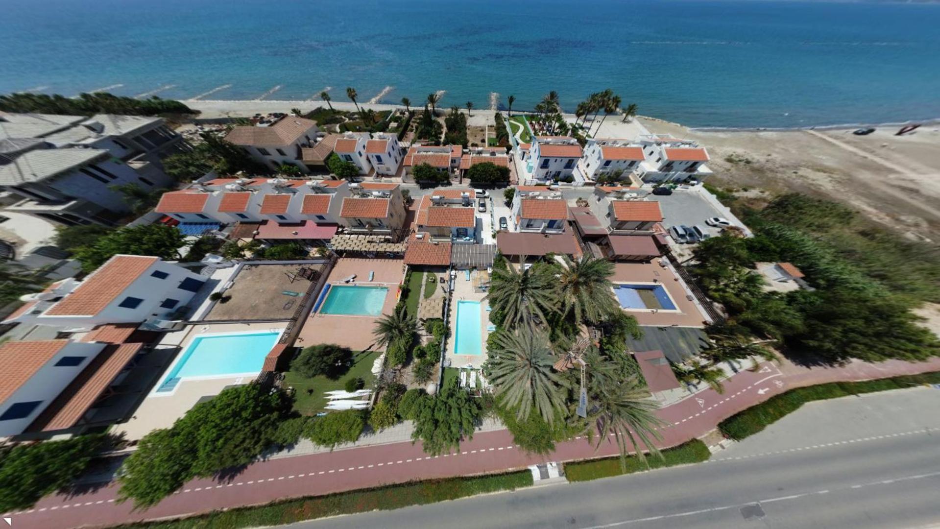 Greek Island Style 2 Bedroom Villa With Pool Next To The Sea Larnaca Exteriör bild