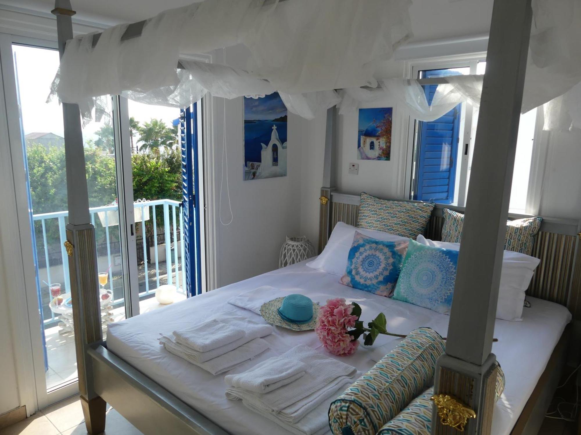 Greek Island Style 2 Bedroom Villa With Pool Next To The Sea Larnaca Exteriör bild