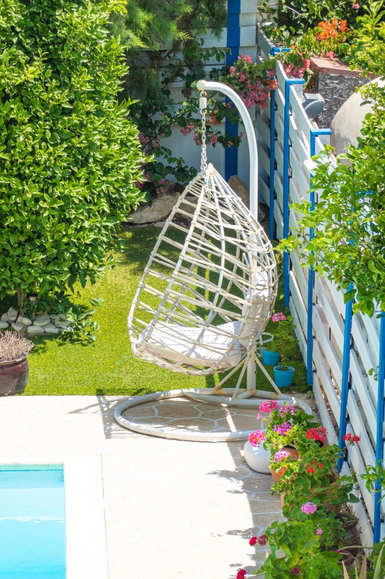 Greek Island Style 2 Bedroom Villa With Pool Next To The Sea Larnaca Exteriör bild